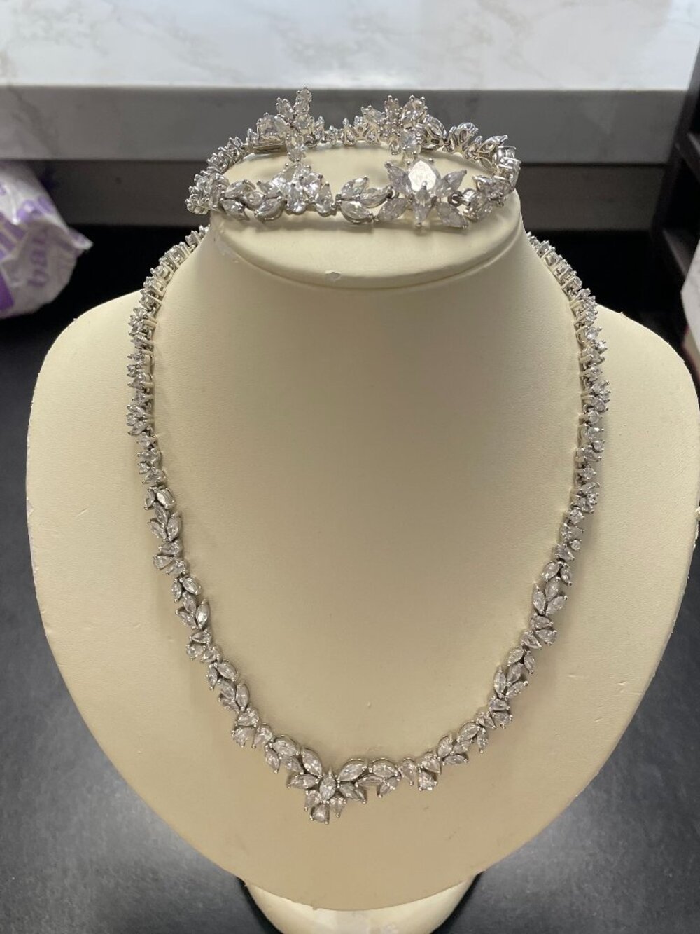 925 HMI Silver Necklace, Bracelet, Earrings Set